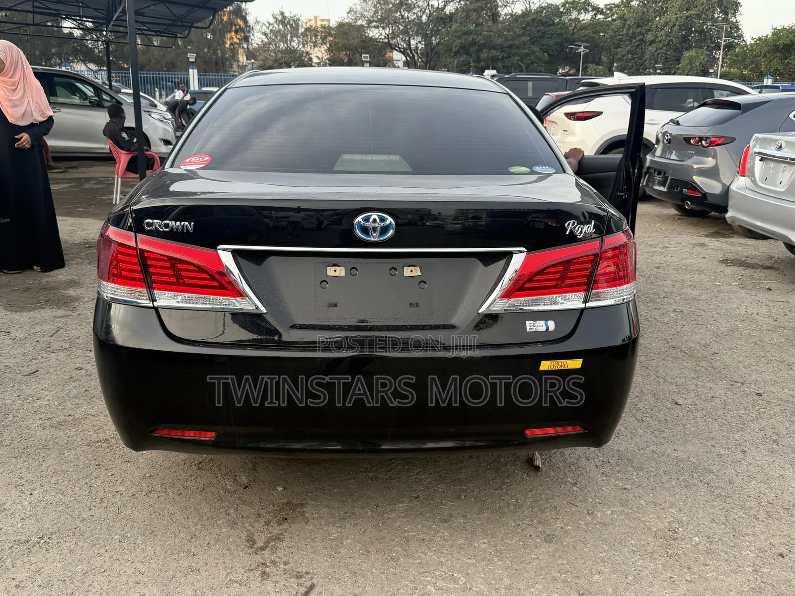 Toyota Crown 2018 Black