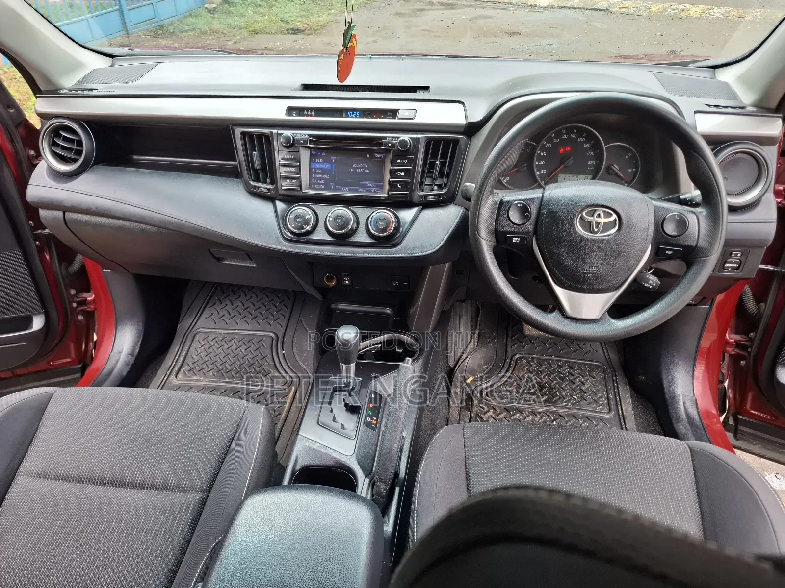 Toyota RAV4 2018 Red