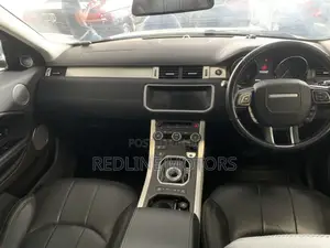 Land Rover Range Rover Evoque HSE 4x4 5-Door 2018 White