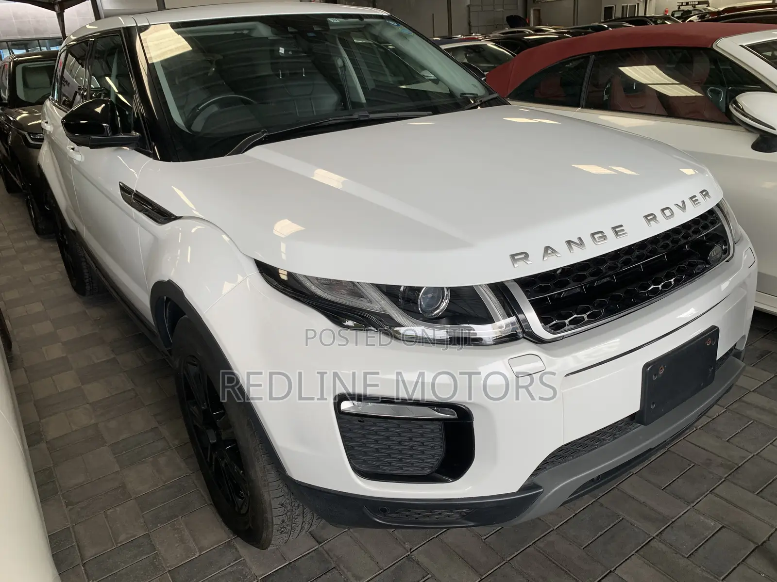Land Rover Range Rover Evoque HSE 4x4 5-Door 2018 White