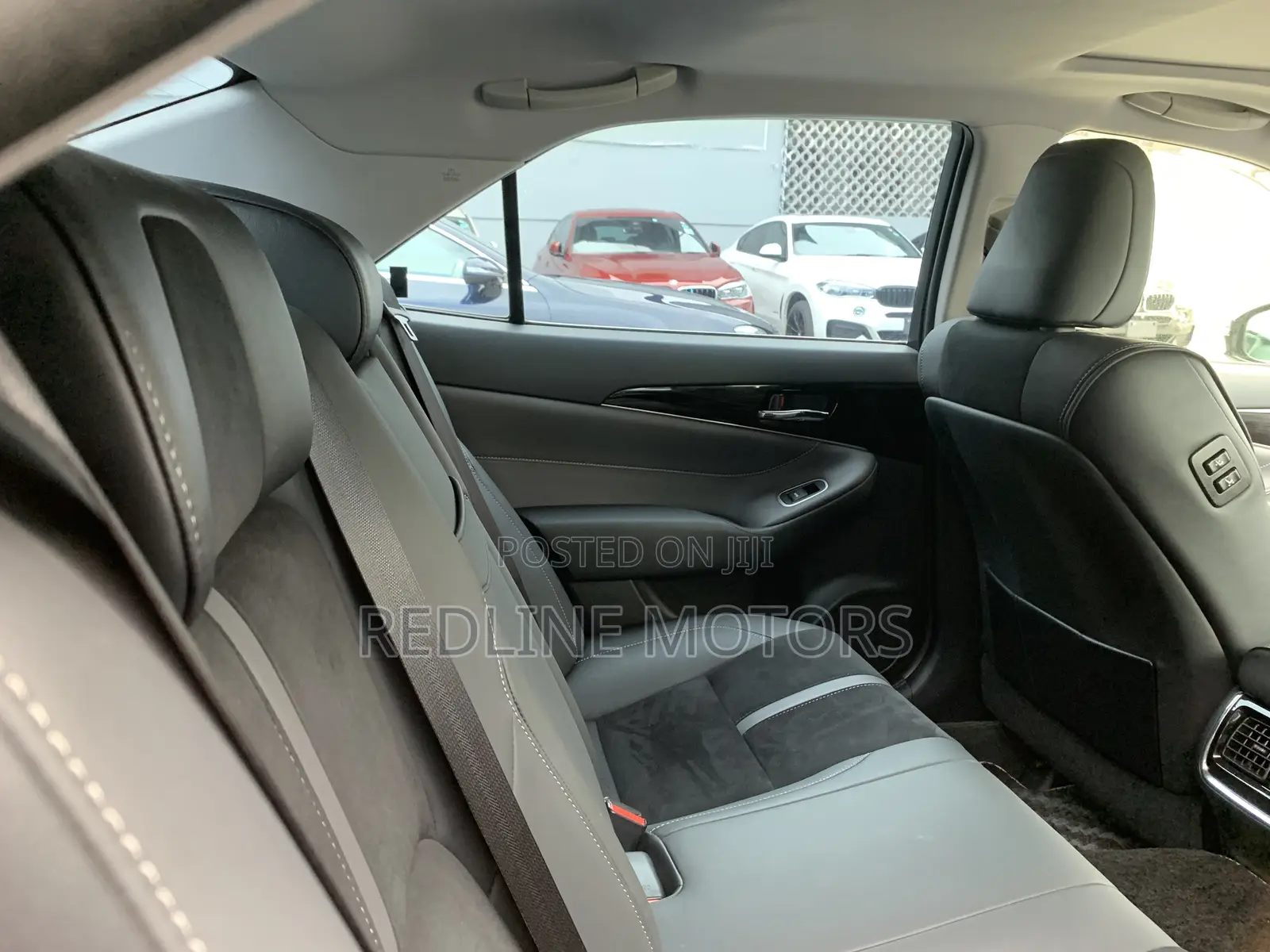 Toyota Crown 2018 Black
