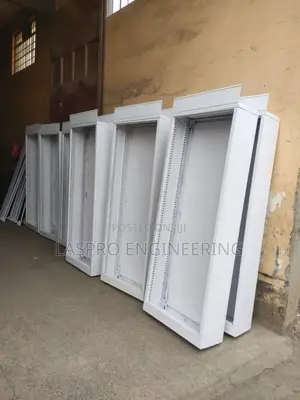 Shelves/ Shelving