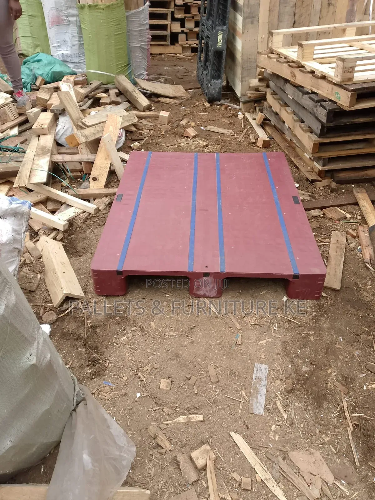 Heavy Maroon Plastic Pallet