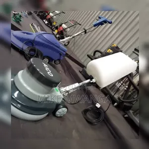 Sparking Clean Floor Scrubbing Machine