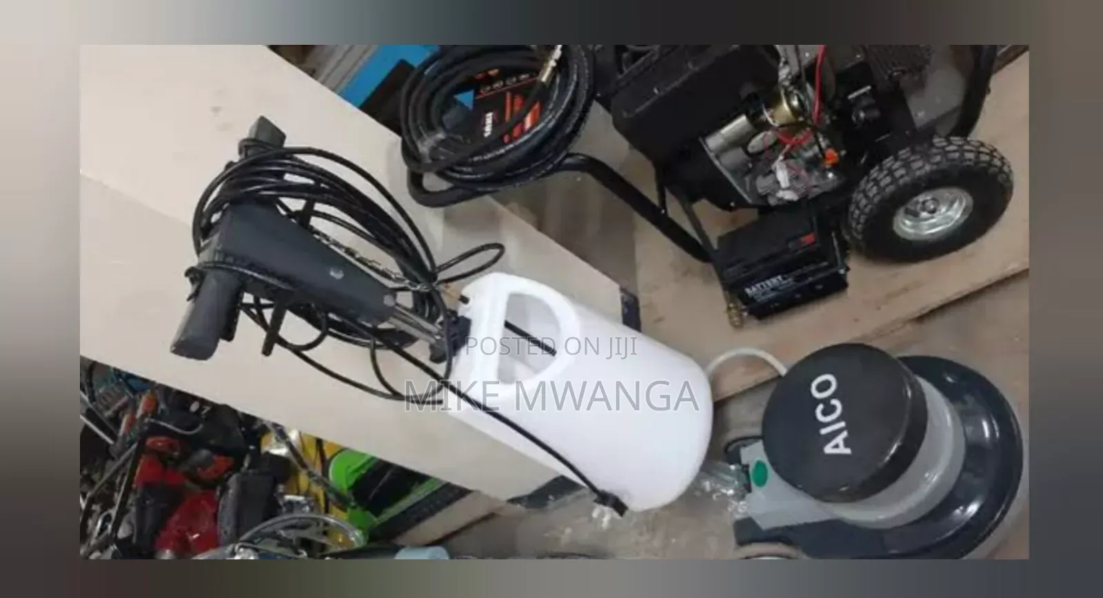 Durable Brush Floor Scrubbing Machine