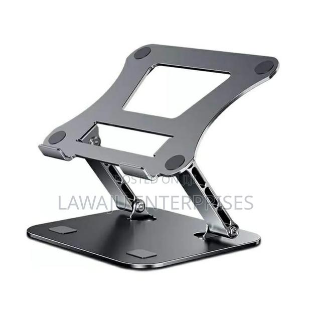 Computer Support Bracket