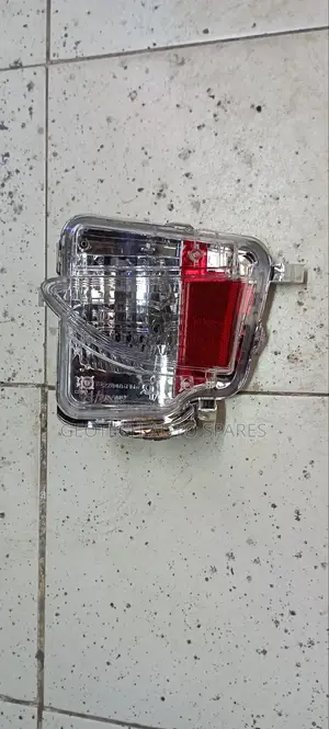 Toyota Ractis Rear Bumper Reflectors