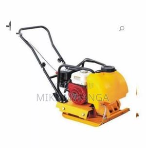 90 Kilogram Plate Compactor Machine - main view
