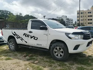 Toyota Hilux Revo Single Cab Deisel 2.8 AWD 2018 White