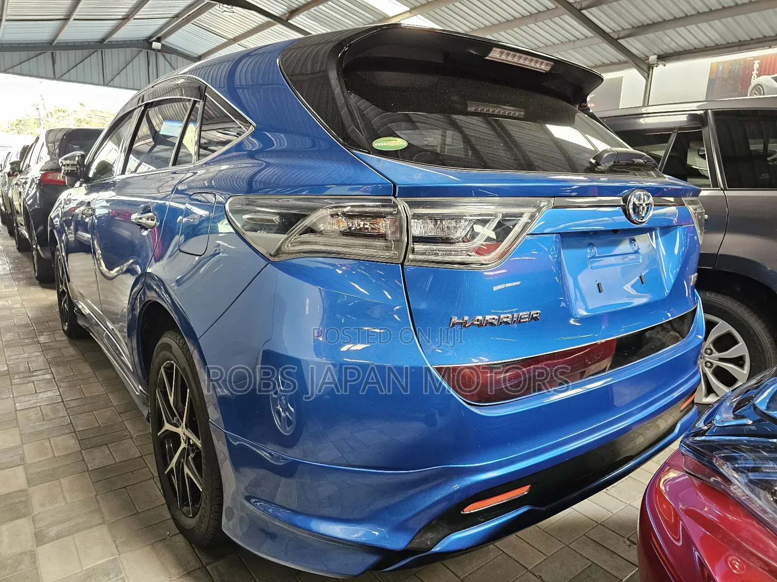 Toyota Harrier 2.5 Hybrid 4WD 2018 Blue