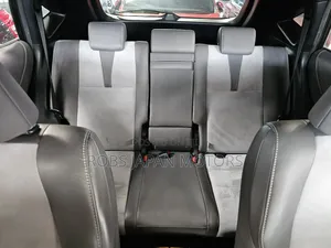 Toyota Harrier 2.5 Hybrid 4WD 2018 Blue