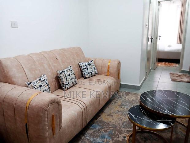 Air BNB - 2 Bedroom Apartment - thumbnail 6