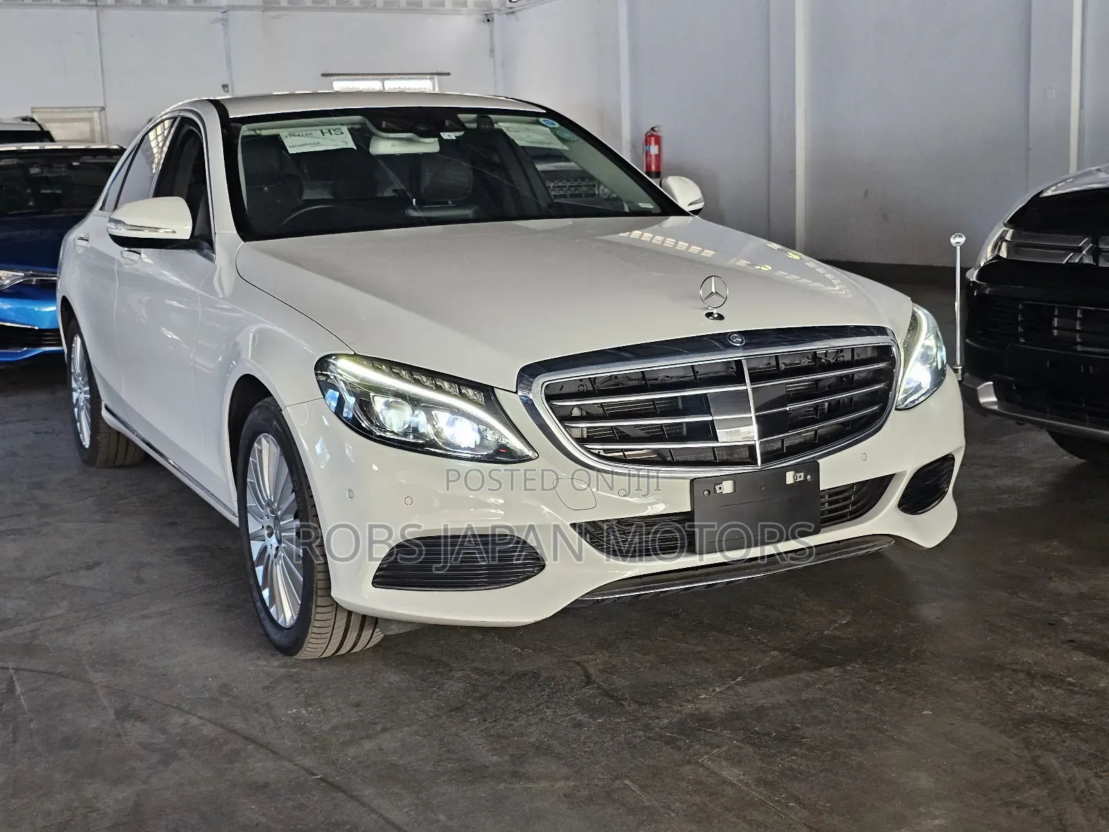 Mercedes-Benz C200 2017 Pearl