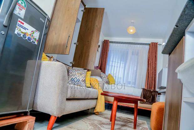 Air BNB 2 Bedroom - thumbnail 3