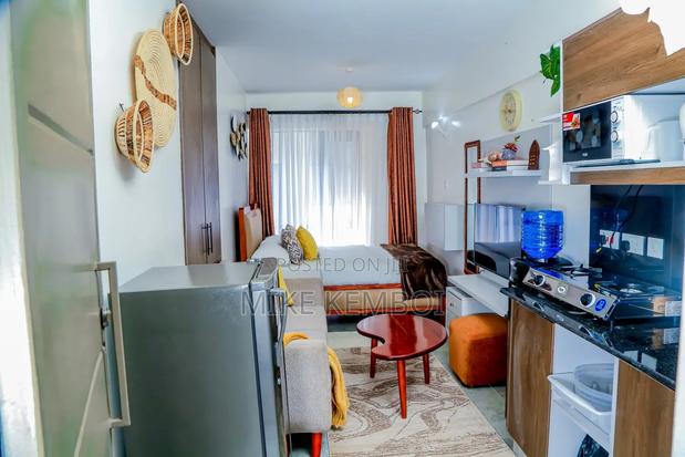 Air BNB 2 Bedroom - thumbnail 4