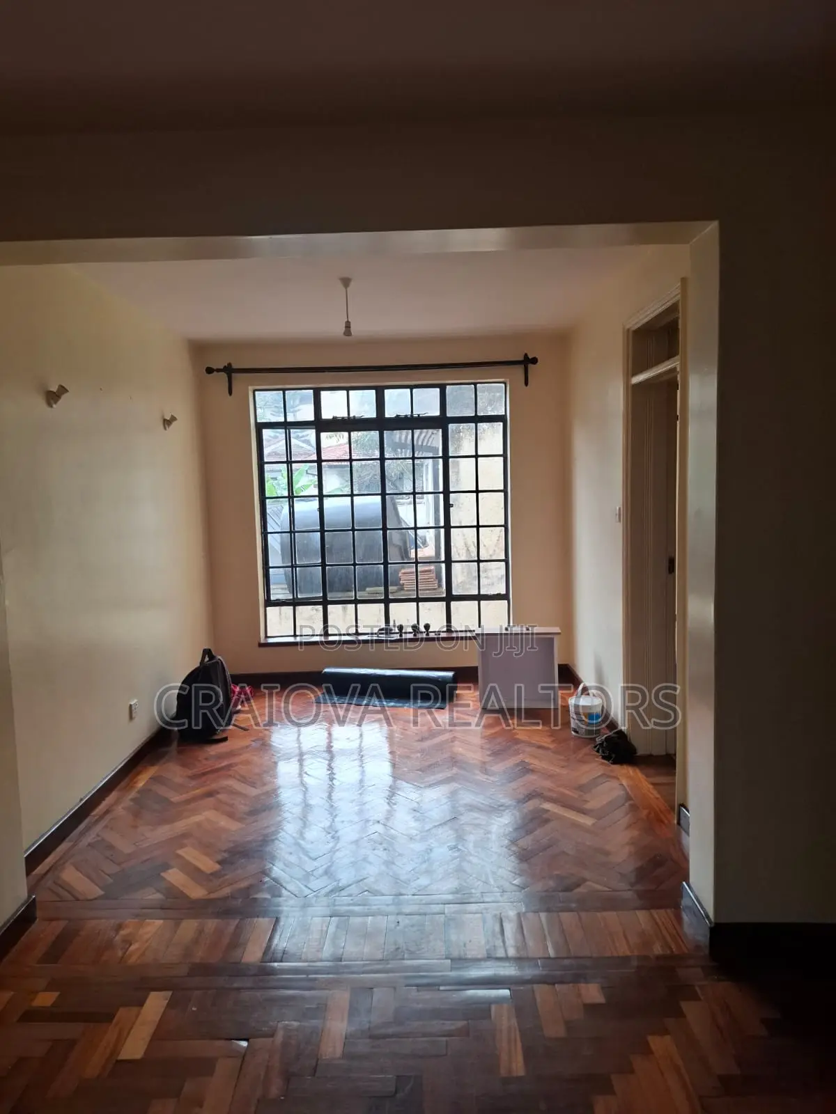 3bdrm Apartment in Valley Arcade for rent