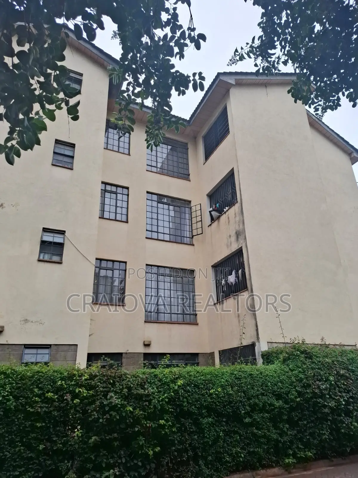 3bdrm Apartment in Valley Arcade for rent