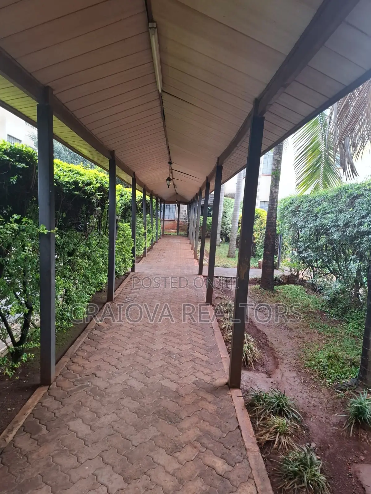 3bdrm Apartment in Valley Arcade for rent