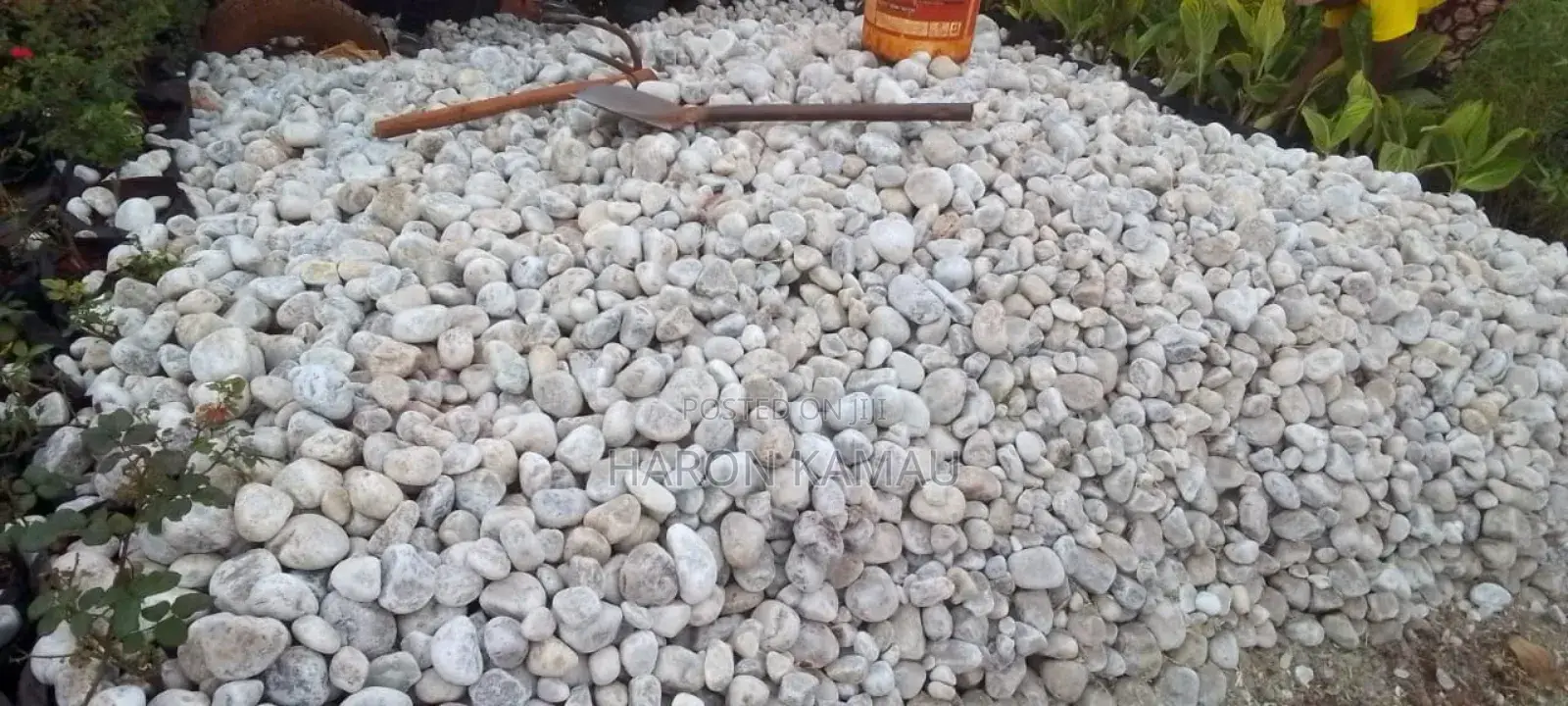 Pebble Stones(White and Gray)