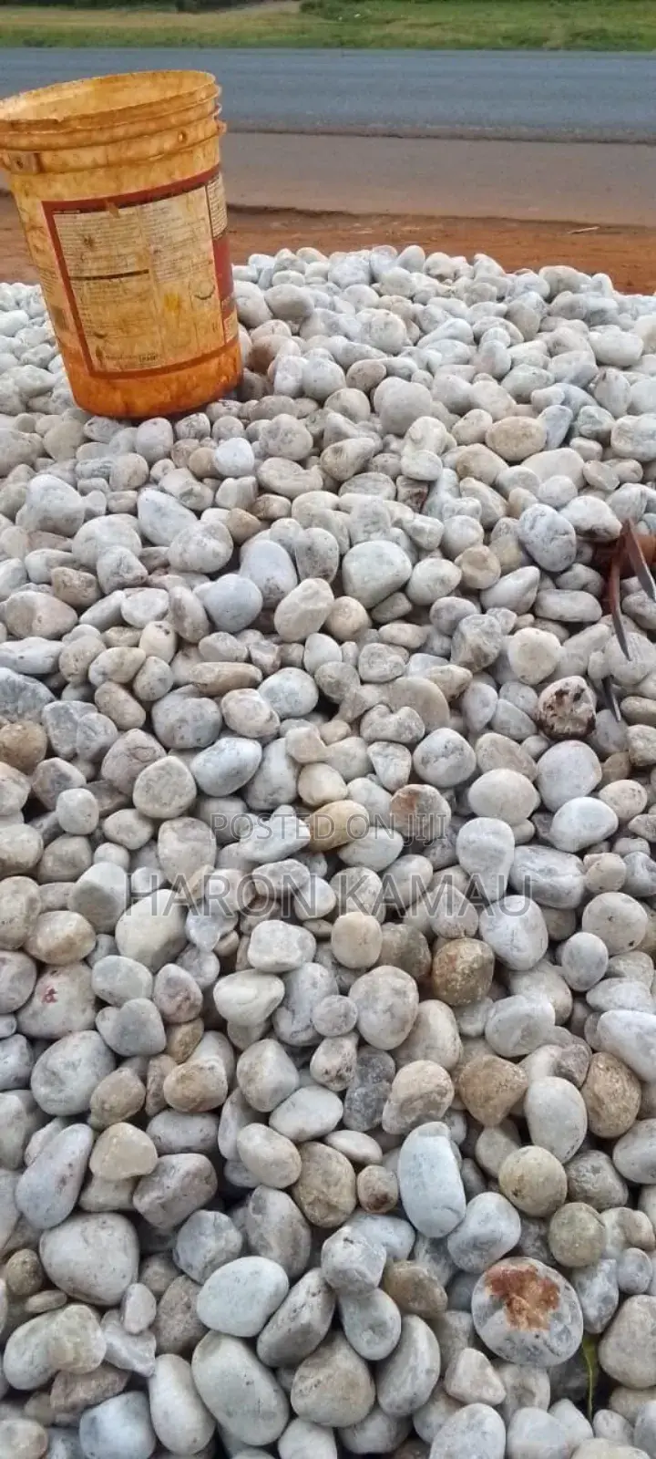 Pebble Stones(White and Gray)