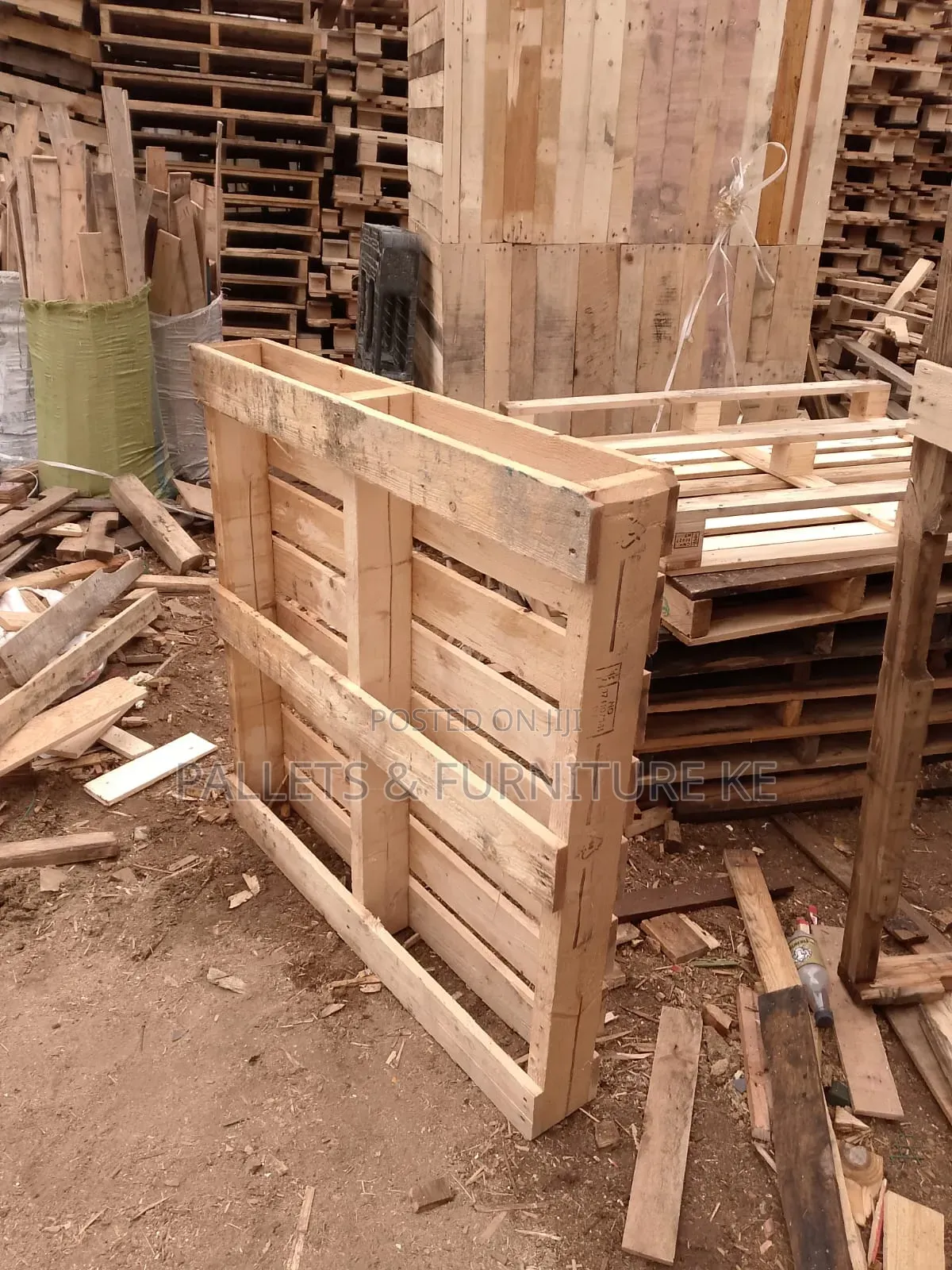 Industrial Framed Pallet