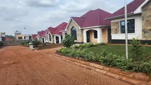 3bdrm House in Seatle Court, Mangu for sale