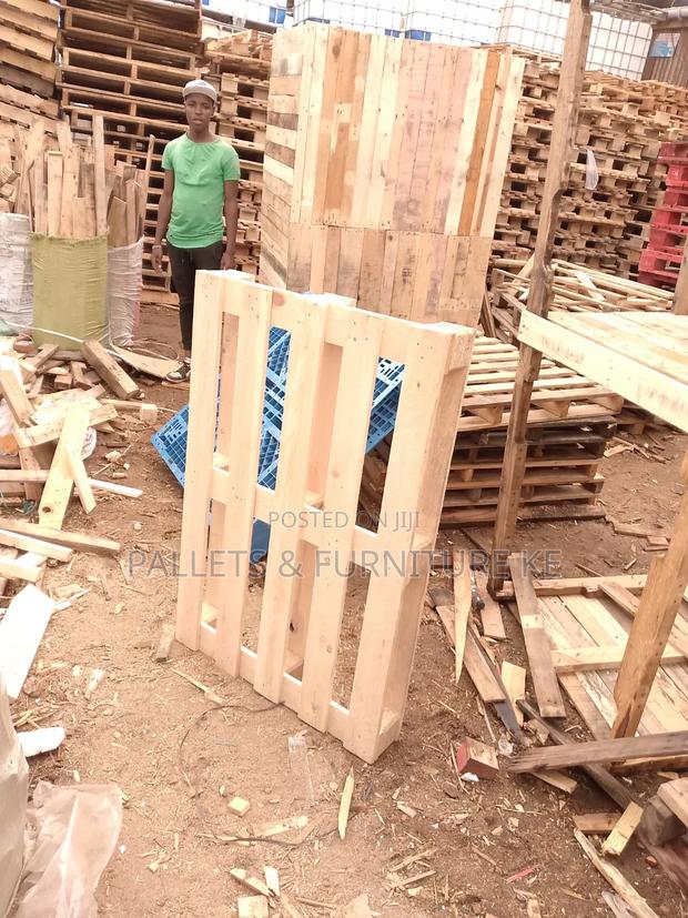 Pine Logistics Pallet - main view