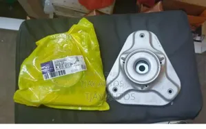 Front Strut Shock Mount for Mercedes Benz W212 