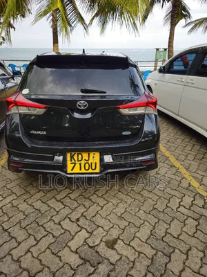 Toyota Auris 2016 Black