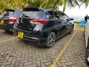 Toyota Auris 2016 Black