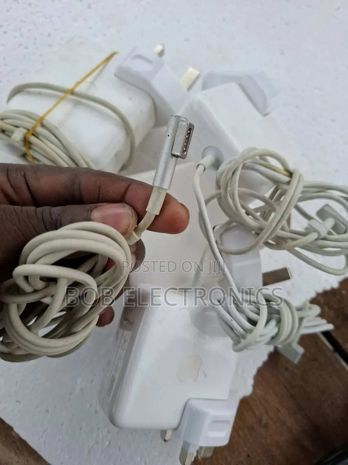 Macbook T Shape Adapter
