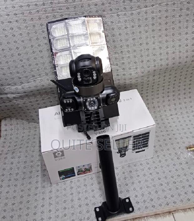 4g Solar Street Light With CCTV Camera - Both Lighting and Security