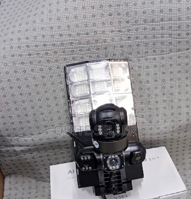 3-Lens Solar Street Light Camera Wireless 4g 9mp Pir Color Night