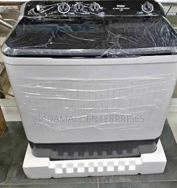 Maximum Capacity, Minimum Hassle – Haier 13kg Twin Tub Washing Machine - main view