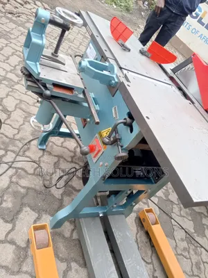 8 in 1 Woodworking Machine.Linda