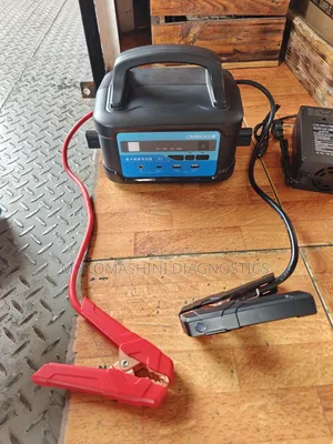 Carku Heavy Duty P2 Pro
12v 24v Vehicle Battery Jumpstarter