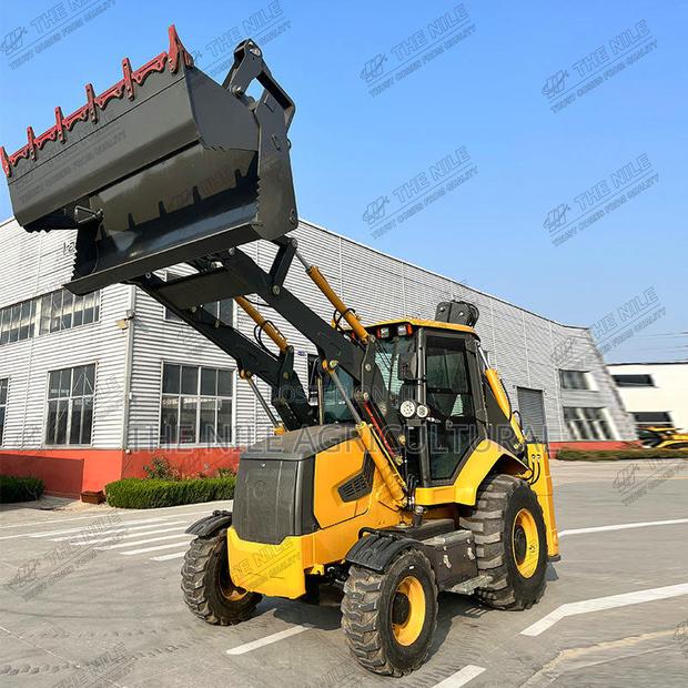 Kenya Small Hydraulic Agricultural Loader - thumbnail 4