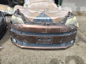 Toyota Spade Nosecut Xenon Lights
