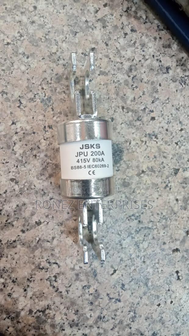 Mc Cut-Out Fuse 200 Amps