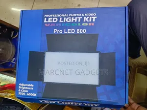 3 Modes Pro Led 800 Light + Tripod 2.2m and 3 Batteries