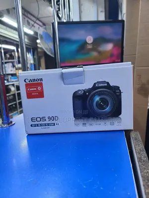 Canon Eos 90d With 18-135mm Nano Usm New