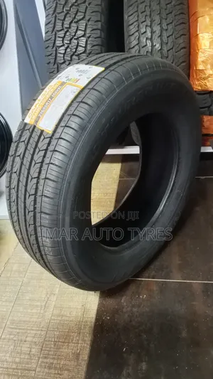 235/65r17 Centara