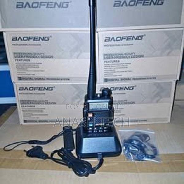 Baofeng Uv-5r Dual Band Two-Way Radio With Ear Piece