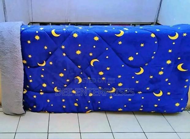 Woolen Duvet Size 6*6 - main view