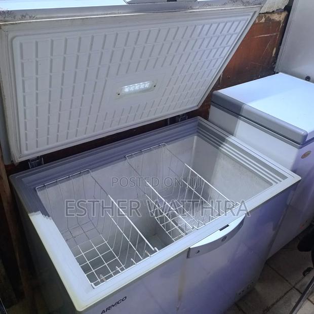 300litres Chest Freezer - thumbnail 3