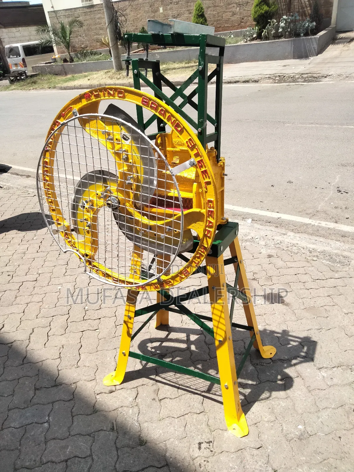 Rhino Three-Knife Chaff Cutter
