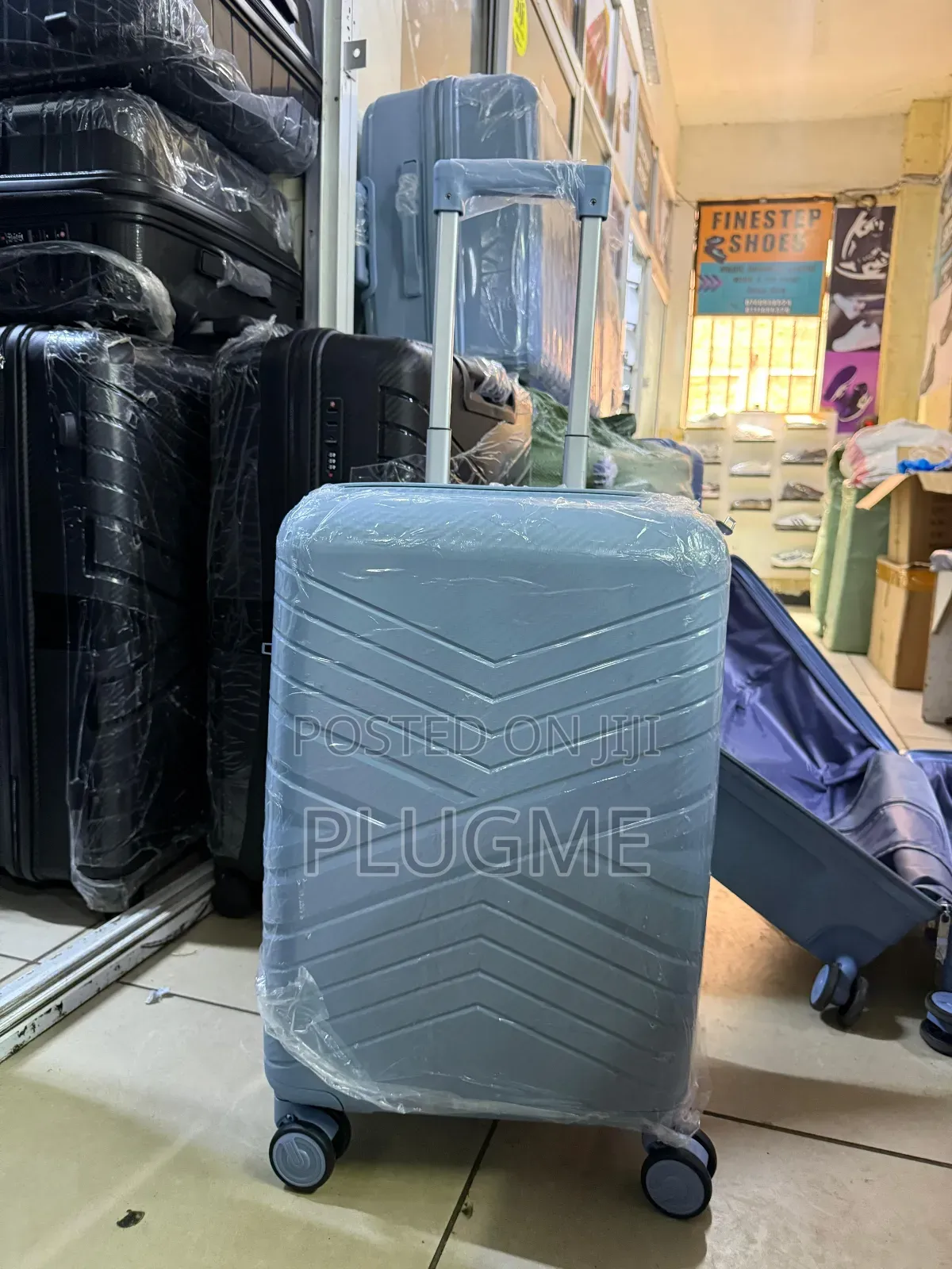 Small Size Rubber Suitcase 
Height 56cm