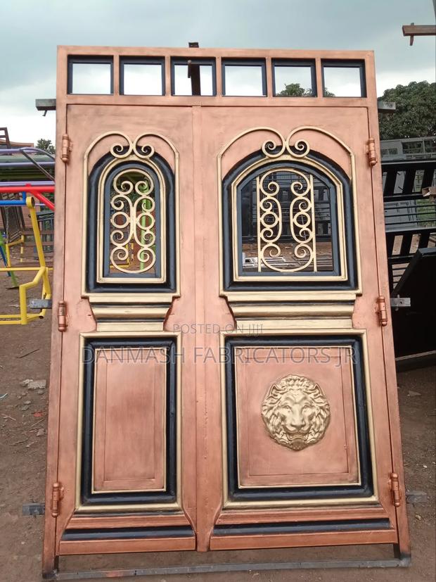Elegant Security Metal Main Door – Unique Lion Design