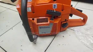 Chainsaw Machine 272xp