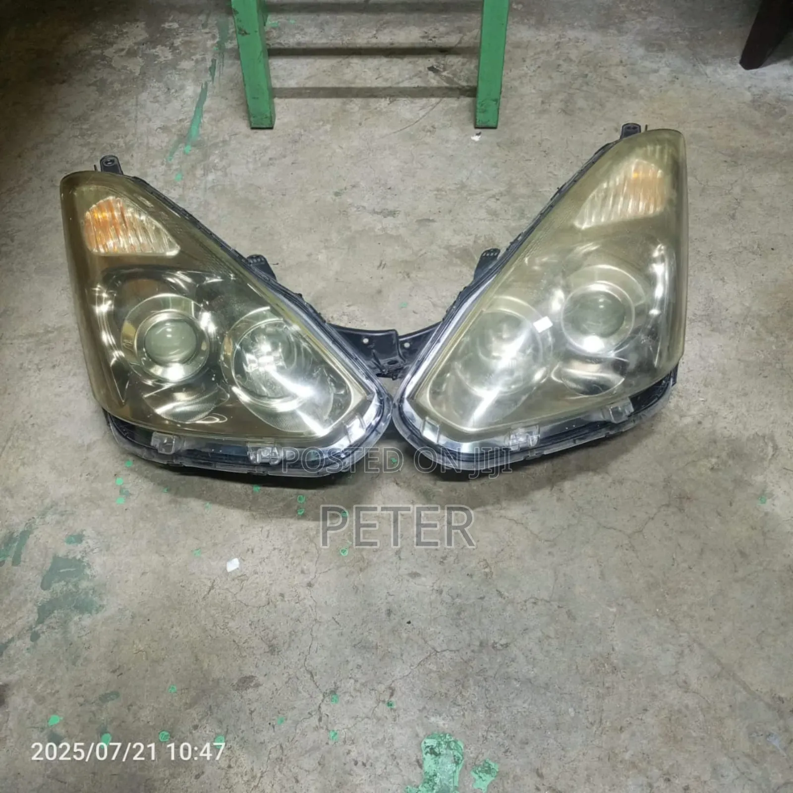 Wish 2005 Headlights Xenon Type